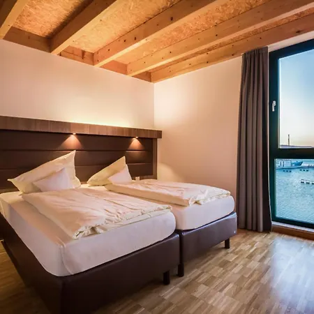 Lagovida Hafenhaus I Am Störmthaler Ferienhaus Grosspoesna