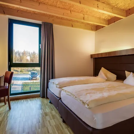 Lagovida Hafenhaus I Am Stoermthaler * Гросспёзна
