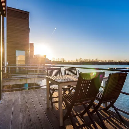 Lagovida Hafenhaus I Am Störmthaler *