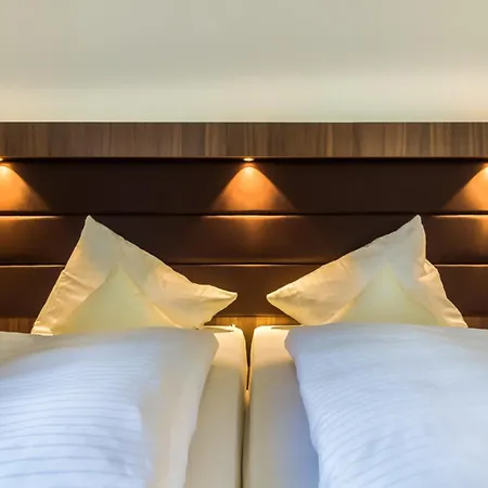 Lagovida Hafenhaus I Am Störmthaler * Grosspoesna